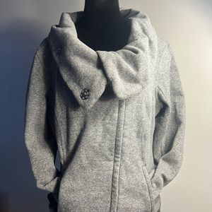 EUC Lululemon Karma Collected Jacket 10 Heathered Speckled Black Gray Fleece